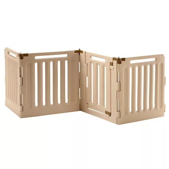 Richell Convertible Indoor/Outdoor Plastic Pet Play Pen